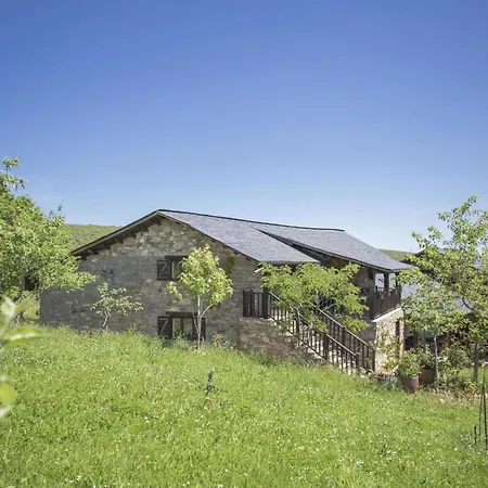 Laendliches Haus Medulas 2- Fuer 4 Pax Belegbar By Interhome Prázdninový dům